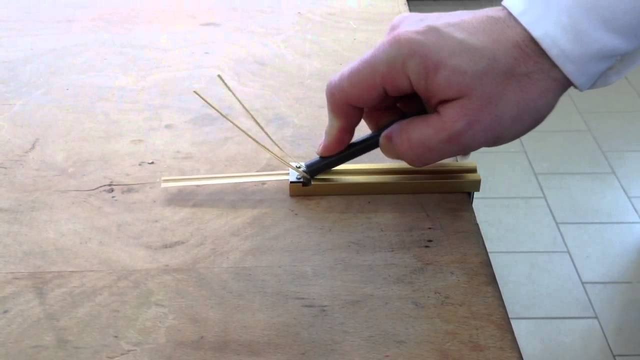 Pre-sgorbia manuale per Oboe Reeds 'n Stuff
